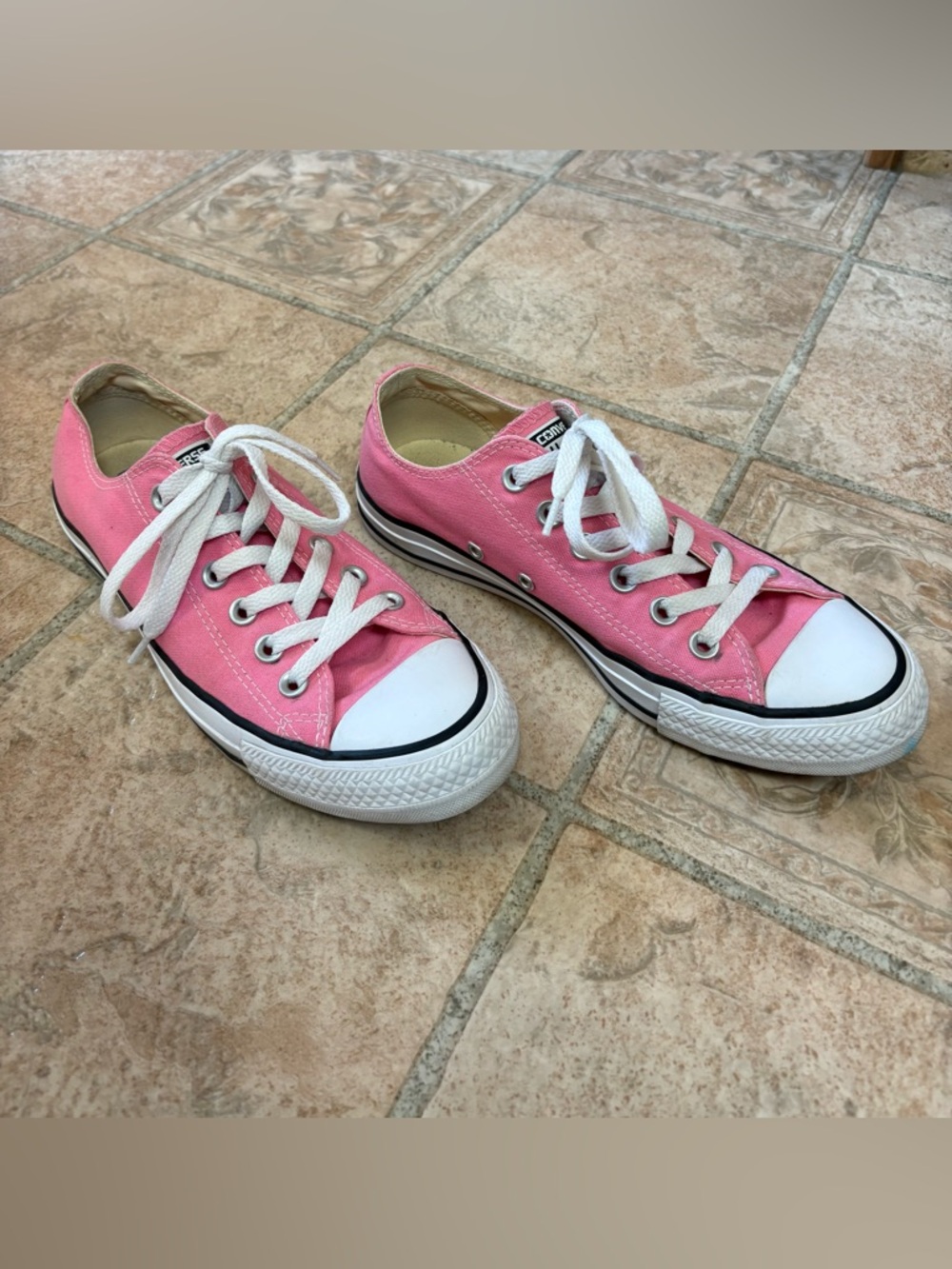 Pink Converse Shoes - Picture 3 of 4